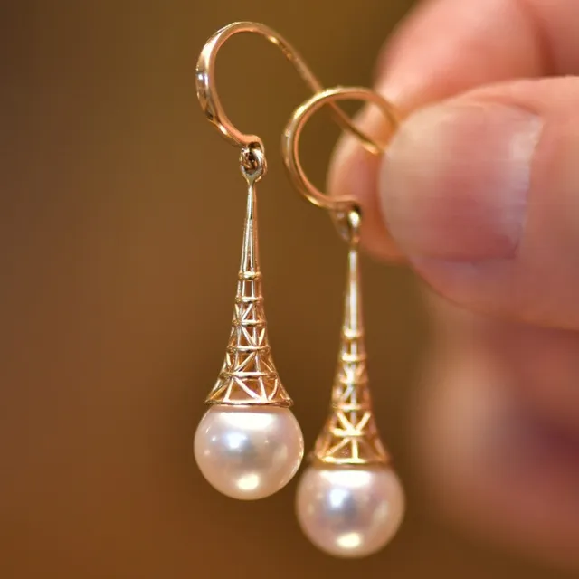 Elegance - Vintage Pearl Earrings