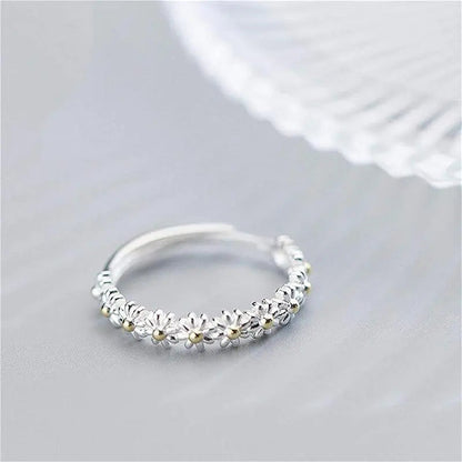Flora™ | Adjustable Silver Enamel Daisy Ring