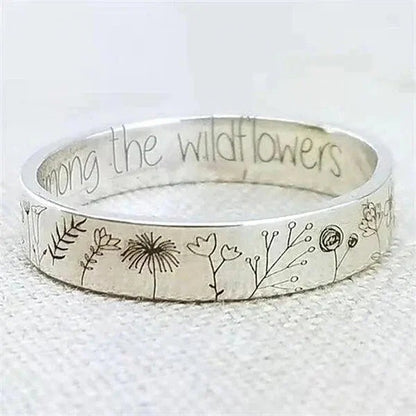 Vera™ | Dandelion Ring
