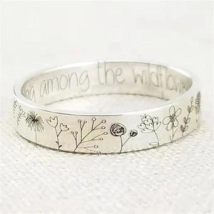 Vera™ | Dandelion Ring